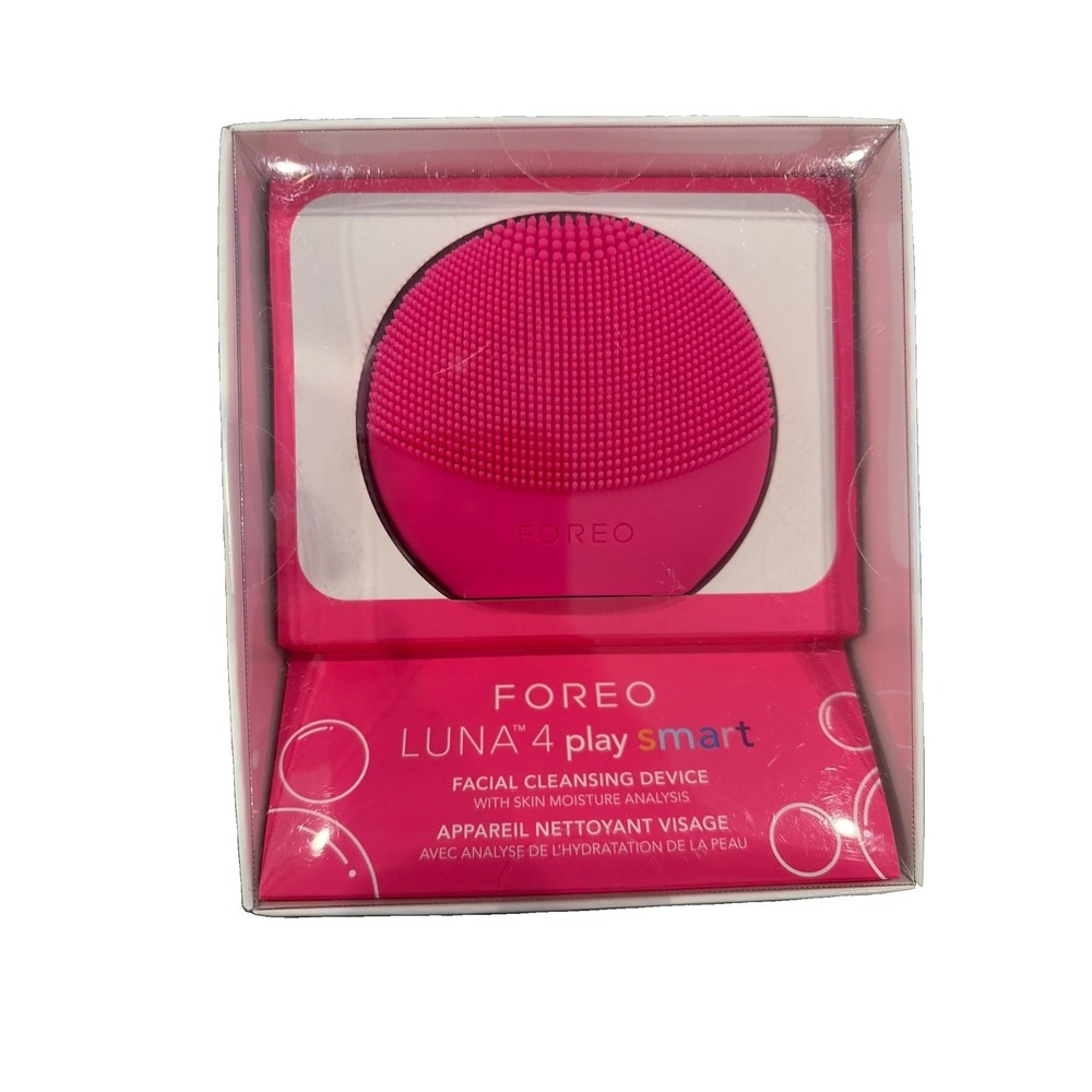 FOREO LUNA 4 Play Smart Facial Cleansing Device Cherry Up Rechargeable NEW
